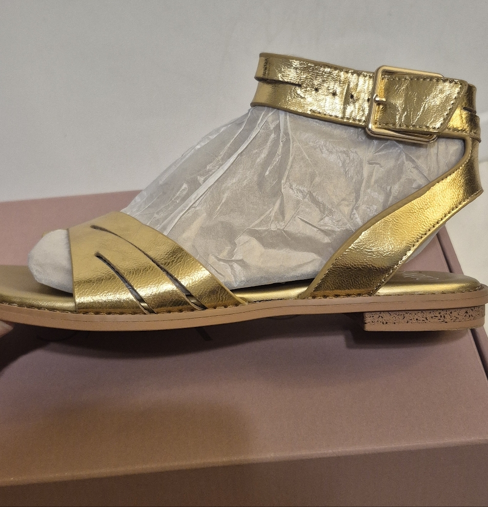 Women's Gold Ankle Strap Sandals - Picture 4 of 6